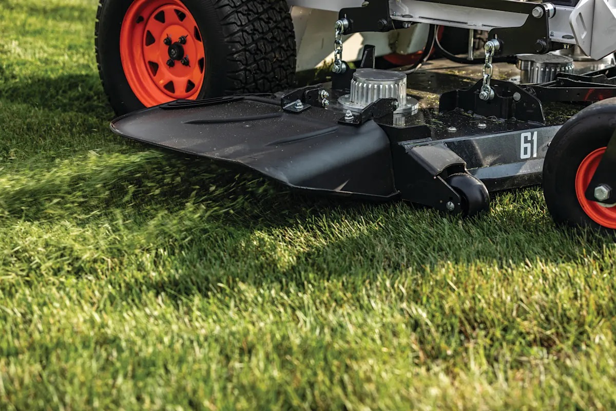 Bobcat ZT6000e 61“ Electric Zero-Turn Mower - Image 3